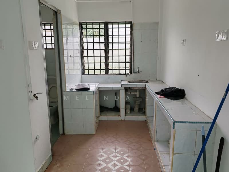 Rumah Flat untuk Dijual di Merak - Melinda Ee - Kitchen - PropertyGuru.com.my
