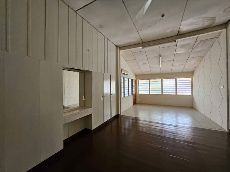 Rumah Berkembar untuk Dijual di Taman Guan Joo Seng (Jelutong) - Lilly . - Interior - PropertyGuru.com.my