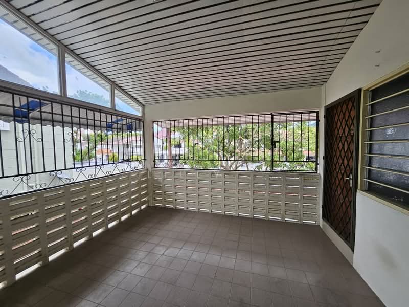 Rumah Berkembar untuk Dijual di Taman Guan Joo Seng (Jelutong) - Lilly . - Balcony - PropertyGuru.com.my