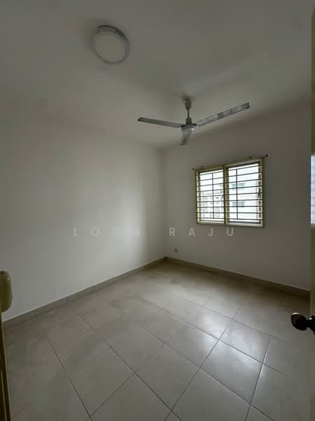 Pangsapuri untuk Dijual di Pangsapuri Seri Mutiara - Loga Raju - Interior - PropertyGuru.com.my