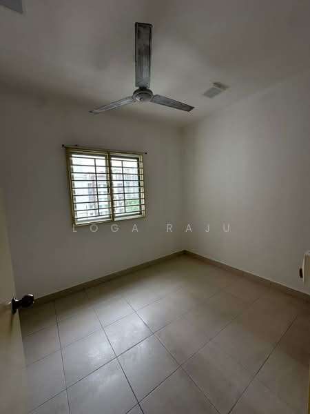 Pangsapuri untuk Dijual di Pangsapuri Seri Mutiara - Loga Raju - Interior - PropertyGuru.com.my