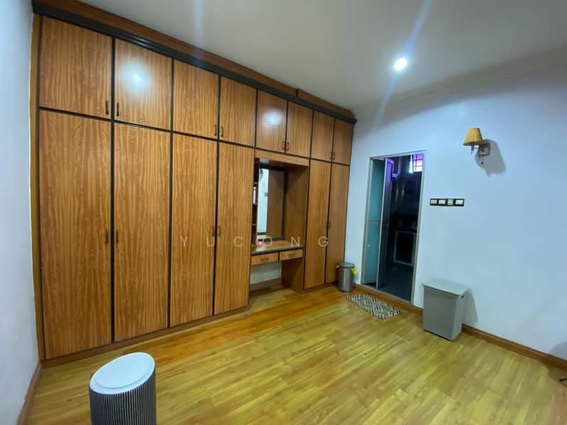 Rumah Teres 2-Tingkat untuk Dijual di Taman Rinting (Masai) - Yucong . - Bedroom - PropertyGuru.com.my