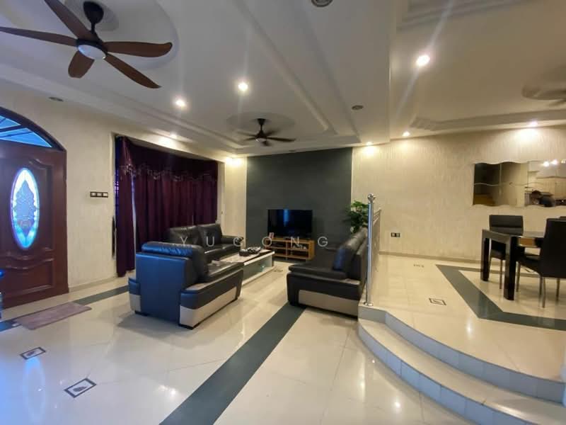 Rumah Teres 2-Tingkat untuk Dijual di Taman Rinting (Masai) - Yucong . - Living Room - PropertyGuru.com.my