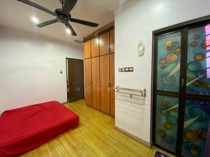 Rumah Teres 2-Tingkat untuk Dijual di Taman Rinting (Masai) - Yucong . - Bedroom - PropertyGuru.com.my