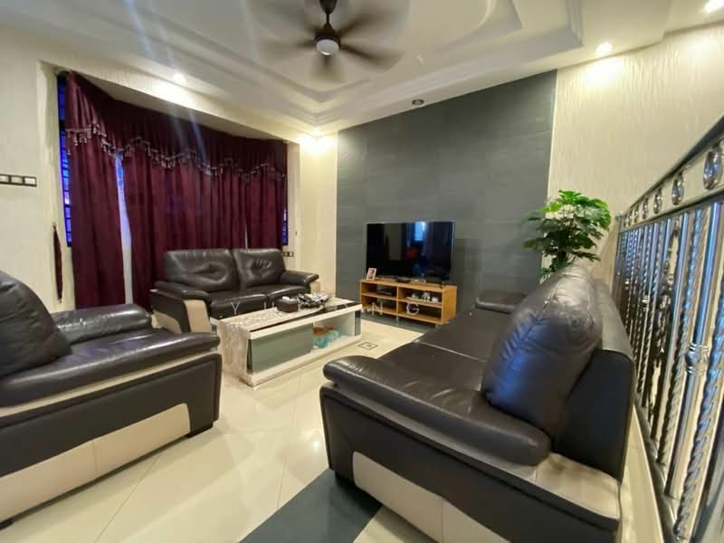 Rumah Teres 2-Tingkat untuk Dijual di Taman Rinting (Masai) - Yucong . - Living Room - PropertyGuru.com.my