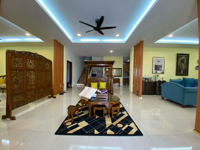 Rumah Banglo untuk Disewa di Subang Bestari (Shah Alam) - Emily Kho - Living Room - PropertyGuru.com.my