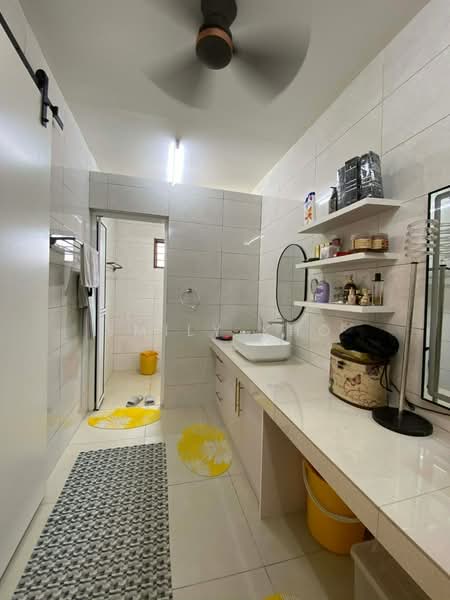 Rumah Banglo untuk Disewa di Subang Bestari (Shah Alam) - Emily Kho - Bathroom - PropertyGuru.com.my