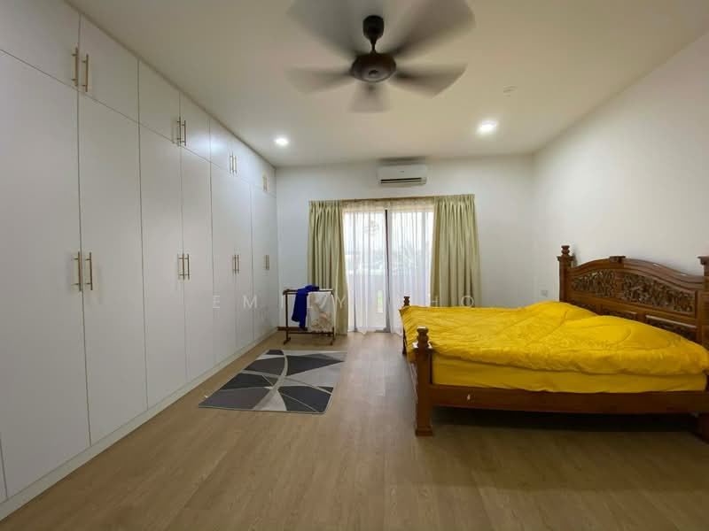 Rumah Banglo untuk Disewa di Subang Bestari (Shah Alam) - Emily Kho - Bedroom - PropertyGuru.com.my