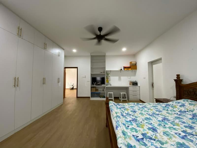 Rumah Banglo untuk Disewa di Subang Bestari (Shah Alam) - Emily Kho - Bedroom - PropertyGuru.com.my