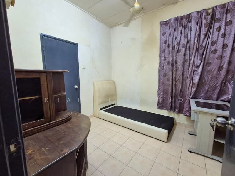Cluster House for Rent in Puncak Alam (Selangor) - Khairul Syafiq - Bedroom - PropertyGuru.com.my