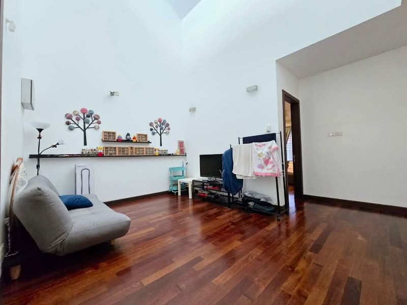 2-storey Terraced House for Sale in Bandar Kinrara Seksyen 1 (Bandar Kinrara) - SUNNY YONG - Living Room - PropertyGuru.com.my