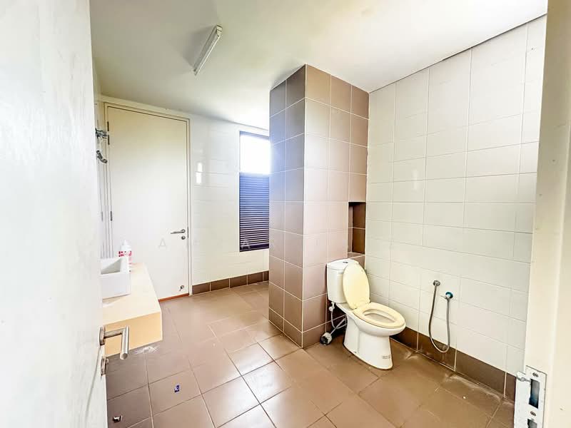 2-storey Terraced House for Sale in Kota Seriemas (Nilai) - Amzar Faiz - PropertyGuru.com.my