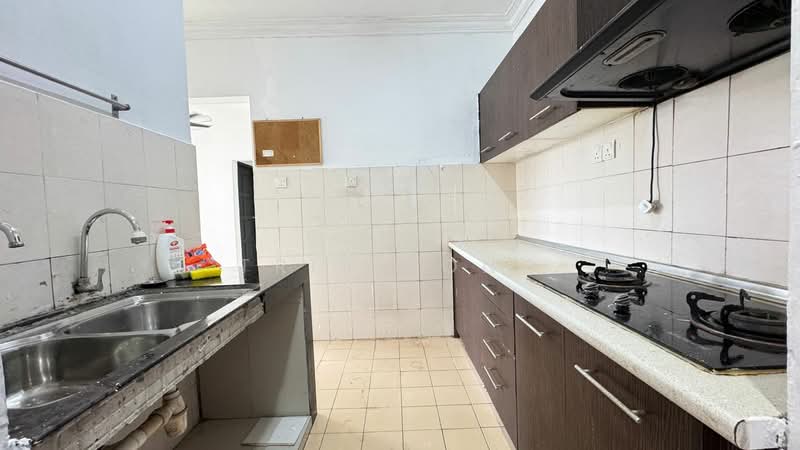 Apartment for Sale at Residensi Laguna Biru 2 - Tris Jong - Kitchen - PropertyGuru.com.my