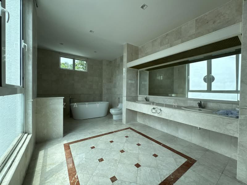 Rumah Banglo untuk Dijual di KL City Centre (Kuala Lumpur) - Zaty Jasmin - Bathroom - PropertyGuru.com.my