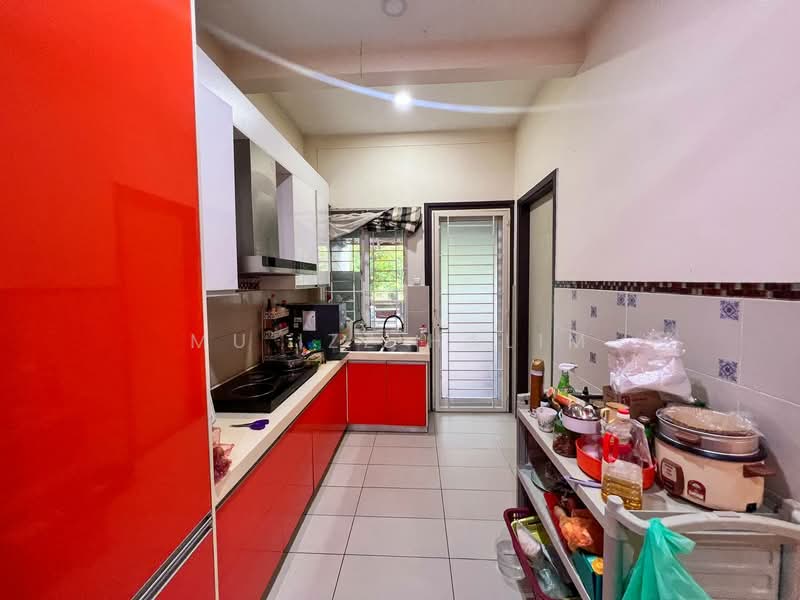 Semi-Detached House for Sale in Alam Damai (Cheras) - Mu'izz Halim - Kitchen - PropertyGuru.com.my