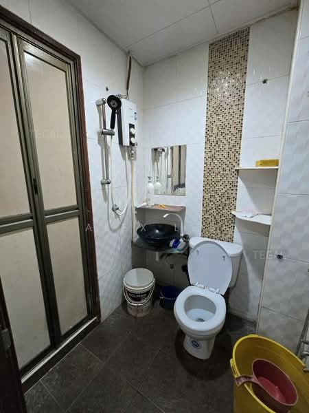 Rumah Teres untuk Dijual di Bandar Puteri Klang (Klang) - Alex Lee - Bathroom - PropertyGuru.com.my