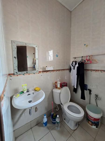Rumah Teres untuk Dijual di Bandar Puteri Klang (Klang) - Alex Lee - Bathroom - PropertyGuru.com.my
