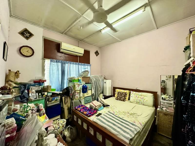 1-storey Terraced House for Sale in Kelana Jaya (Petaling Jaya) - Syakila Mokhtar - Bedroom - PropertyGuru.com.my