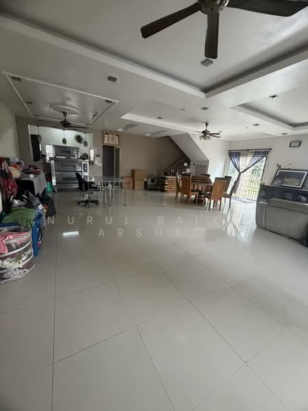 Rumah Teres 2 Tingkat untuk Dijual di Bandar Nusa Rhu (Shah Alam) - Nurul Balkis Arshad - Living Room - PropertyGuru.com.my