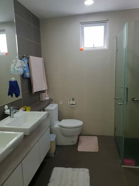 Condominium for Sale at Seringin Residences - Han . - Bathroom - PropertyGuru.com.my