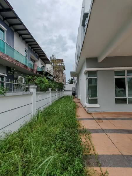 Rumah Kluster untuk Disewa di Taman Kempas Indah (Tebrau) - CY Chew - Exterior - PropertyGuru.com.my