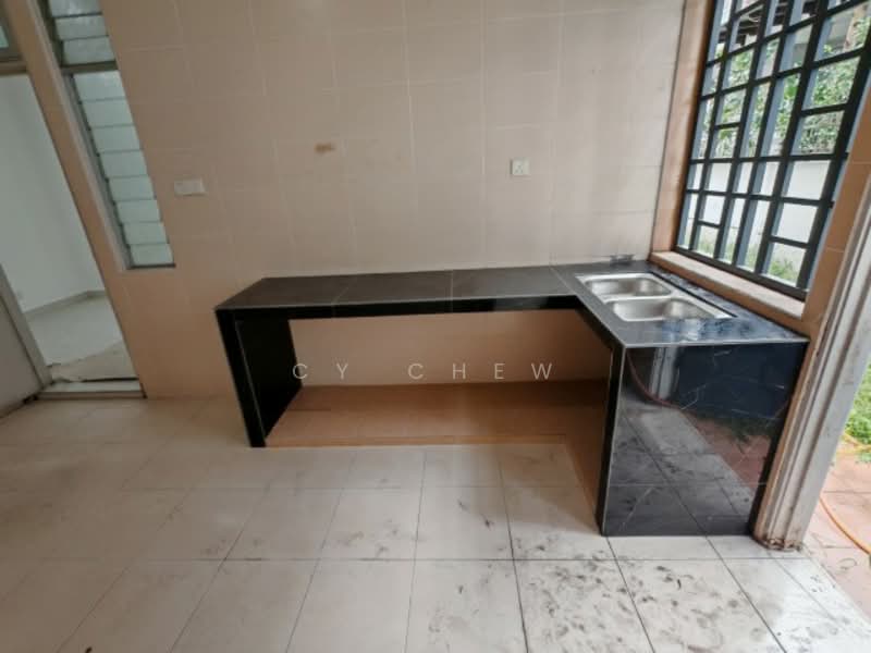 Rumah Kluster untuk Disewa di Taman Kempas Indah (Tebrau) - CY Chew - Kitchen - PropertyGuru.com.my