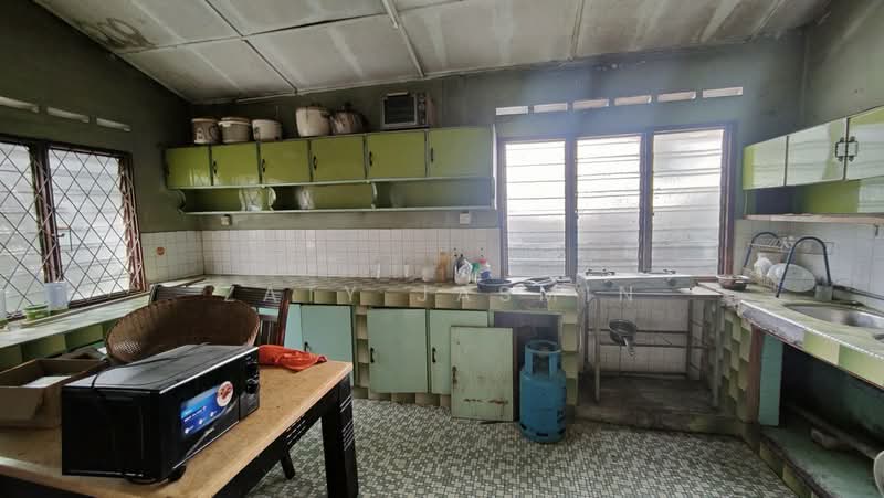 Bungalow for Sale in Taman Keramat (Ulu Kelang) - Zaty Jasmin - Kitchen - PropertyGuru.com.my