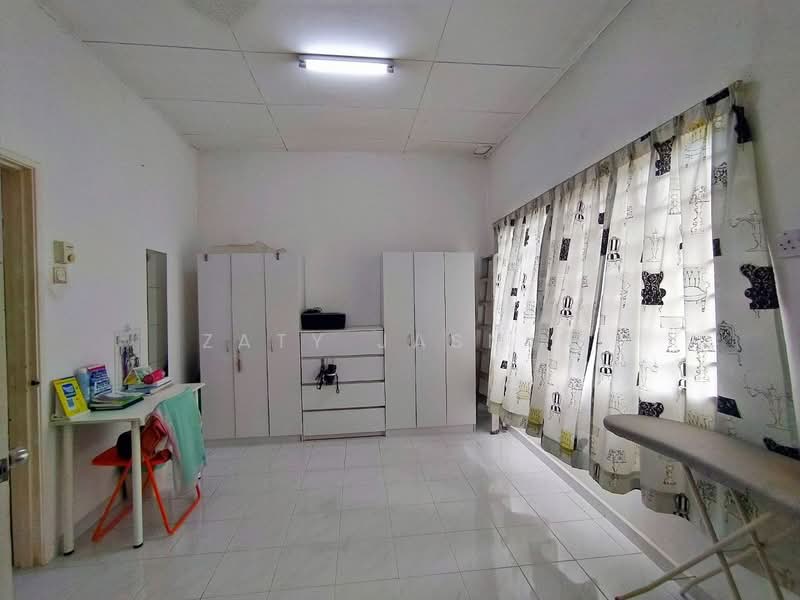 2-storey Terraced House for Sale in Subang Bestari (Shah Alam) - Zaty Jasmin - Interior - PropertyGuru.com.my