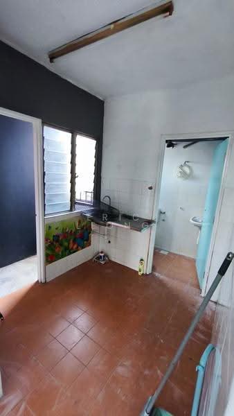 Apartment for Sale at Ruvena Villa - Eric Leong - Kitchen - PropertyGuru.com.my