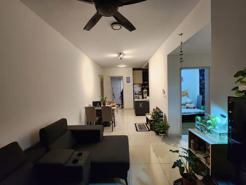 Service Residence for Sale at The Amber Residence @ TwentyFive.7 - Dave KS - Living Room - PropertyGuru.com.my