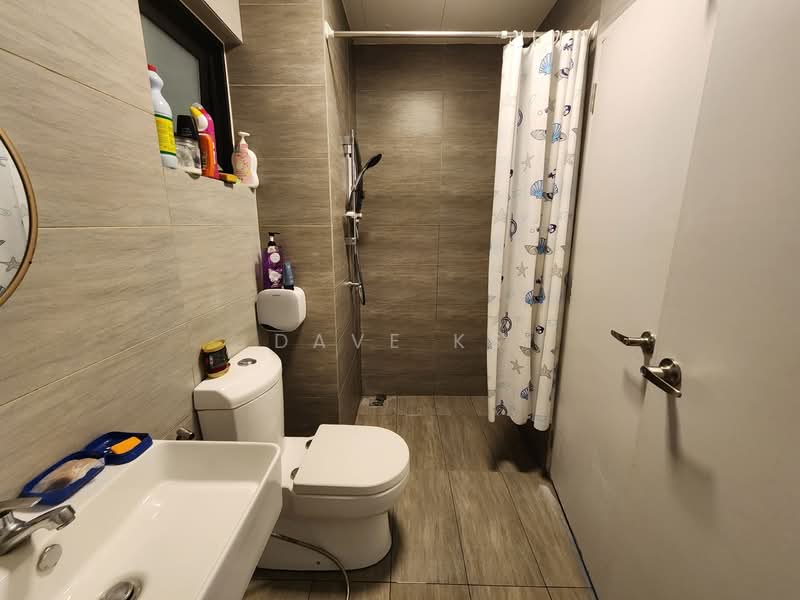 Service Residence for Sale at The Amber Residence @ TwentyFive.7 - Dave KS - Bathroom - PropertyGuru.com.my