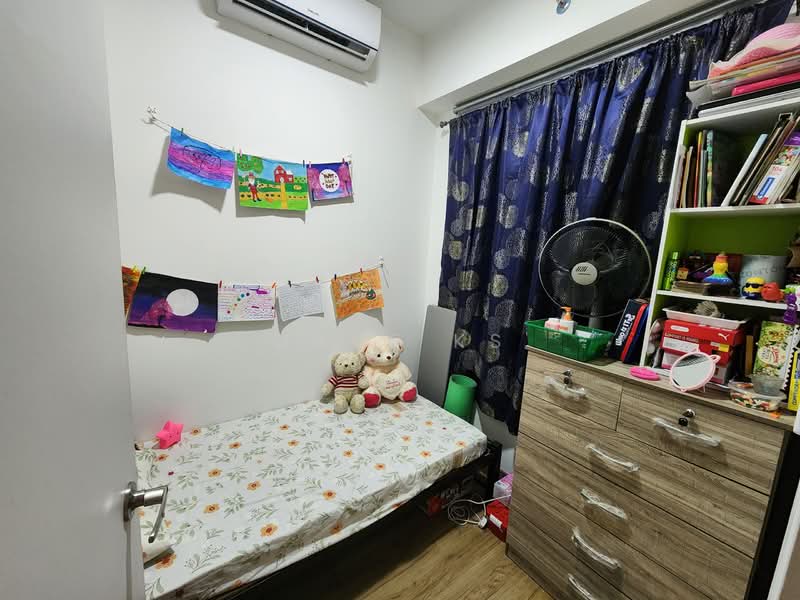 Service Residence for Sale at The Amber Residence @ TwentyFive.7 - Dave KS - Bedroom - PropertyGuru.com.my