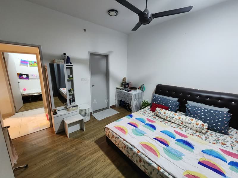 Service Residence for Sale at The Amber Residence @ TwentyFive.7 - Dave KS - Bedroom - PropertyGuru.com.my