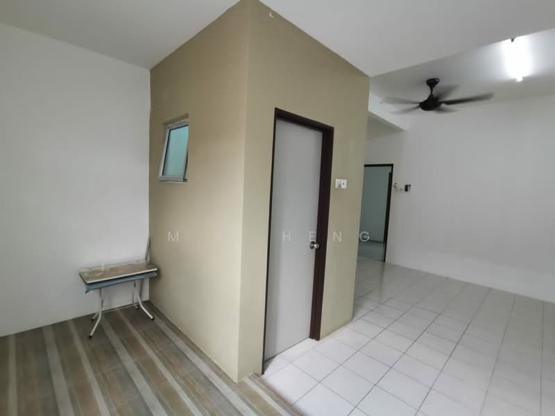2-storey Terraced House for Sale in Taman Sungai Kapar Indah (Kapar) - M.K. Heng - Interior - PropertyGuru.com.my