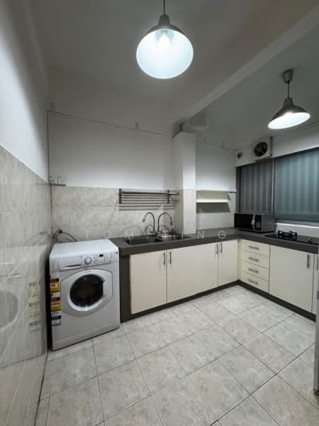 Kondominium untuk Disewa di D'Aman Ria Condominium - Tom Ting - Kitchen - PropertyGuru.com.my