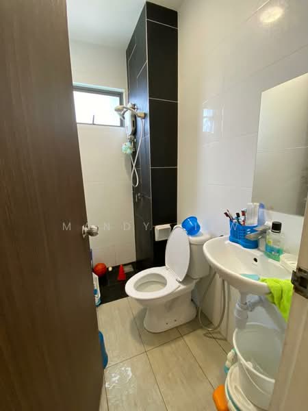 Service Residence for Sale at Seasons Garden Residences - Mandy Liew - Bathroom - PropertyGuru.com.my