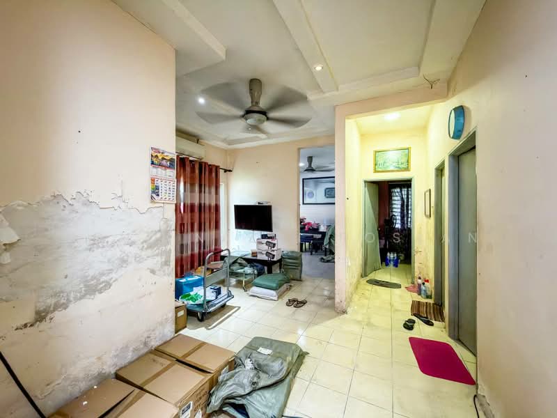 Rumah Berkembar untuk Dijual di Seksyen 29 (Shah Alam) - Mohd Nazri Roslan - PropertyGuru.com.my