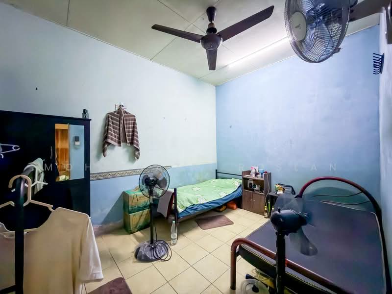 Rumah Berkembar untuk Dijual di Seksyen 29 (Shah Alam) - Mohd Nazri Roslan - PropertyGuru.com.my