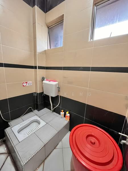 Shop for Rent in Pasir Gudang (Johor) - Max Keng - Bathroom - PropertyGuru.com.my