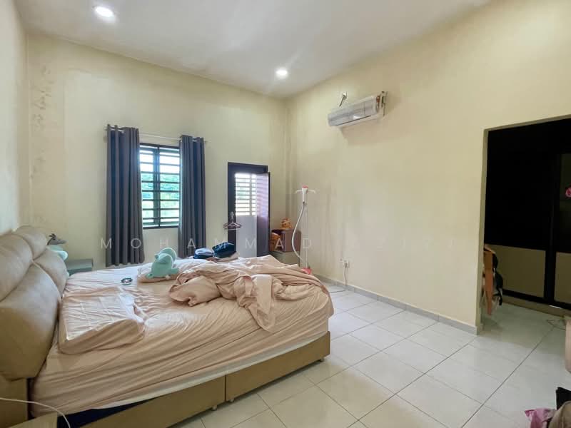 For Sale - Indera mahkota 3