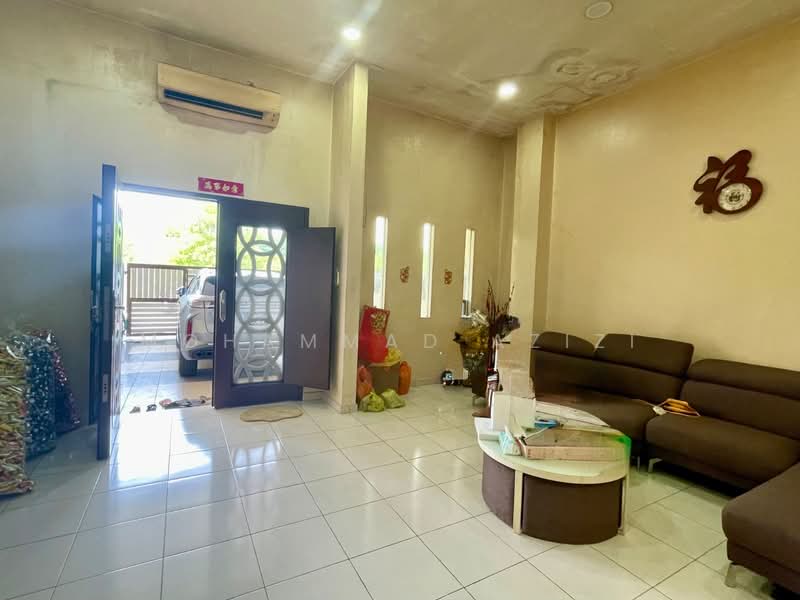 For Sale - Indera mahkota 3