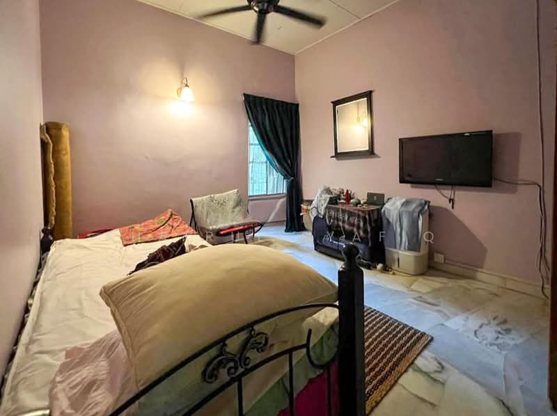 Rumah Teres 1 Tingkat untuk Disewa di Puncak Alam (Selangor) - Khairul Syafiq - Bedroom - PropertyGuru.com.my