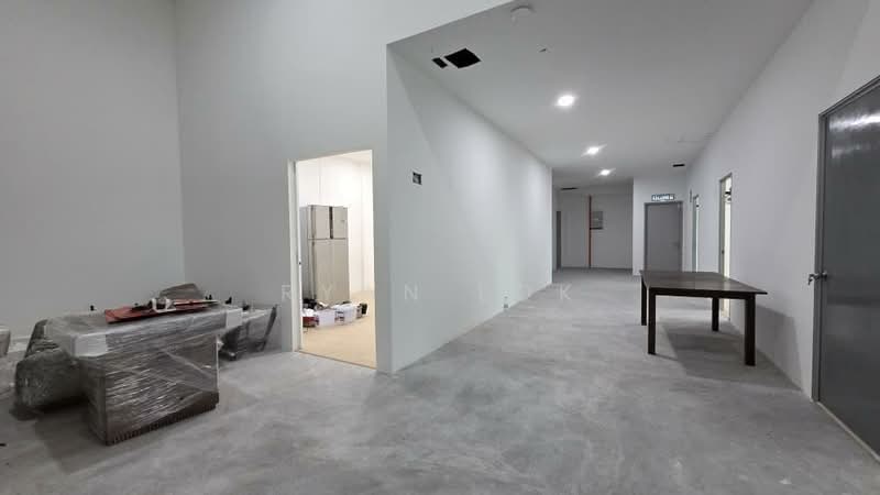 Factory for Sale in Klang (Selangor) - Ryan Lok - Corridor - PropertyGuru.com.my