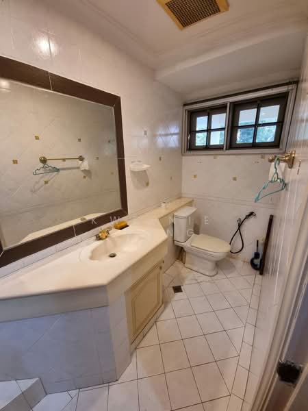 Rumah Teres 2-Tingkat untuk Dijual di Ampang (Selangor) - Kweenie Chong - Bathroom - PropertyGuru.com.my
