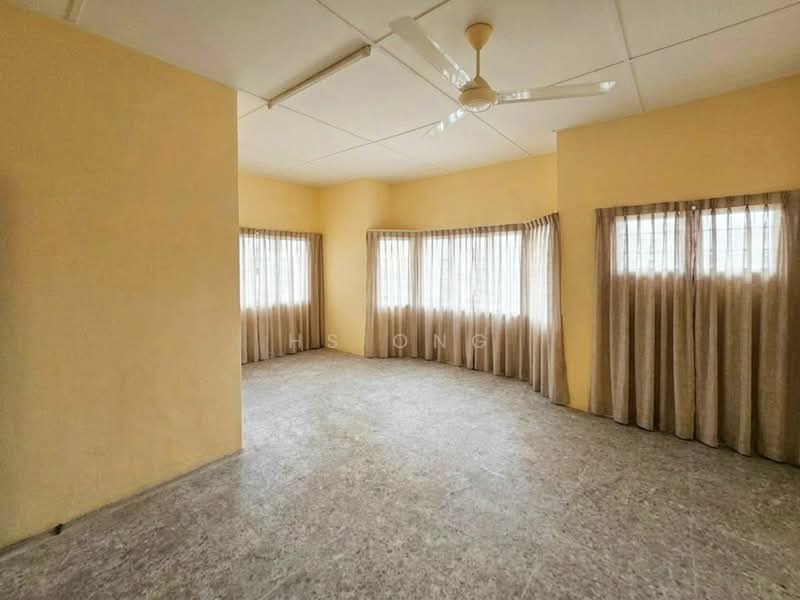 2-storey Terraced House for Sale in Klang (Selangor) - HS Ong - Master Bedroom - PropertyGuru.com.my