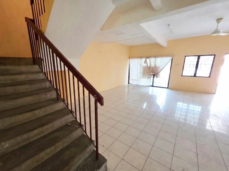2-storey Terraced House for Sale in Klang (Selangor) - HS Ong - Living Room - PropertyGuru.com.my