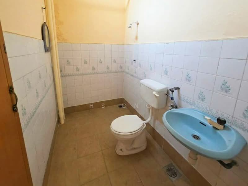 2-storey Terraced House for Sale in Klang (Selangor) - HS Ong - Bathroom - PropertyGuru.com.my