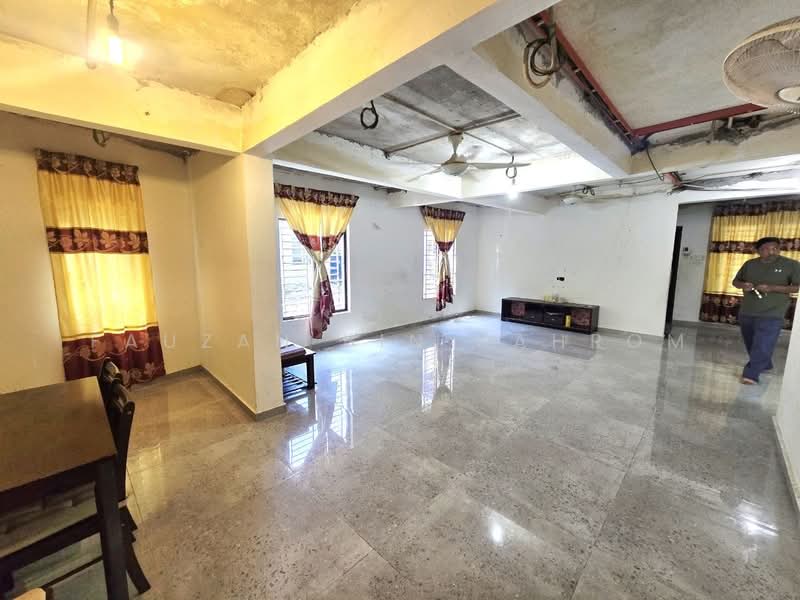 3-storey Terraced House for Sale in Taman Keramat Permai (Ulu Kelang) - Fauzan bin Sahrom - PropertyGuru.com.my