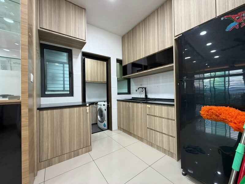 Kondominium untuk Disewa di The Henge - CH Ng - Kitchen - PropertyGuru.com.my
