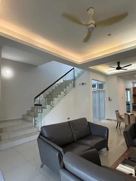 Rumah Teres 2 Tingkat untuk Disewa di Bemban (Melaka) - Macy G - Living Room - PropertyGuru.com.my